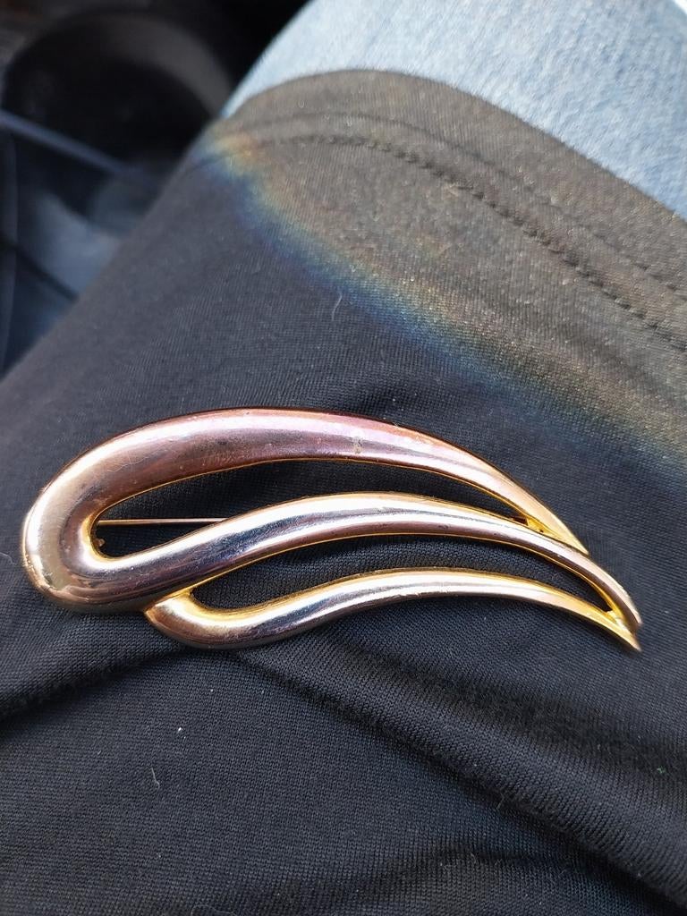 Elegante Vintage Broche - Goudkleurig Abstract Design, Overige materialen, 4 tot 7 cm, Gebruikt, Ophalen of Verzenden