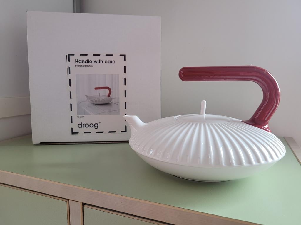 Droog theepot by Richard Hutten - Wit met rood handvat, Antiek en Kunst, Ophalen of Verzenden