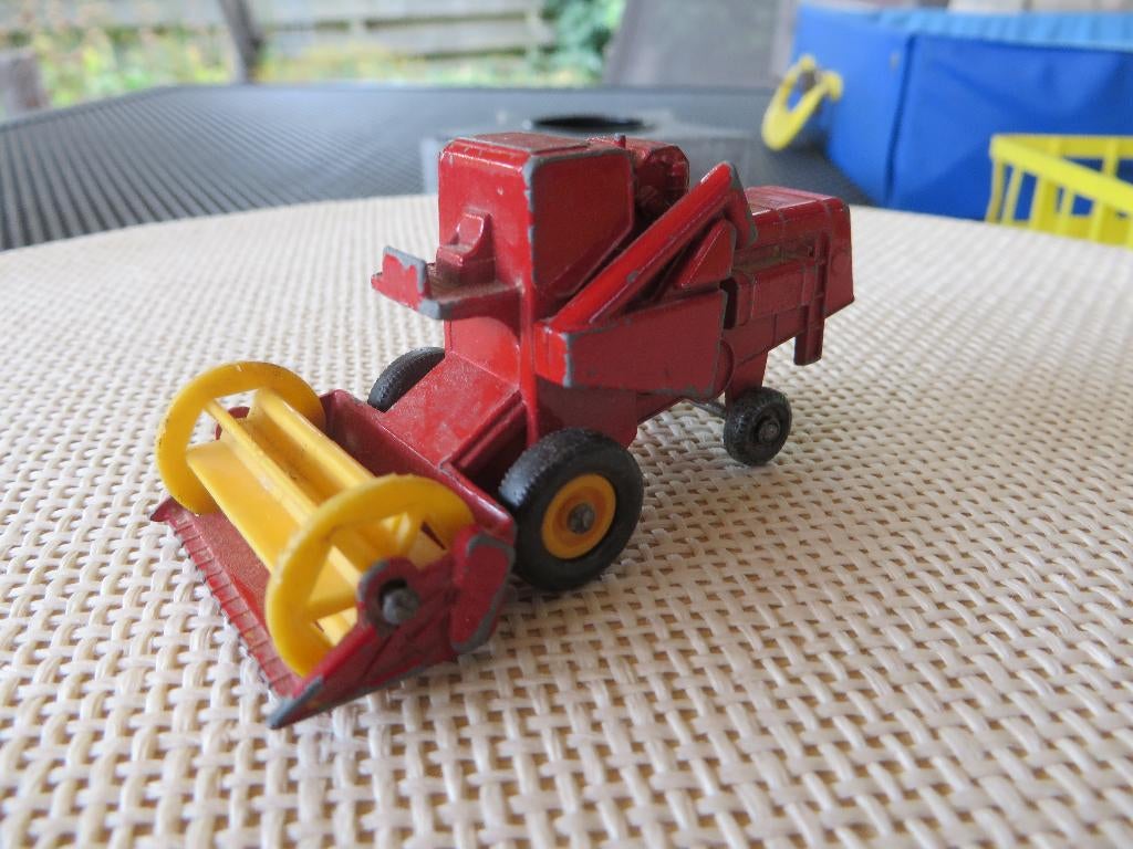 Matchbox Claas Combine harvester, Ophalen of Verzenden, Gebruikt, Tractor of Landbouw