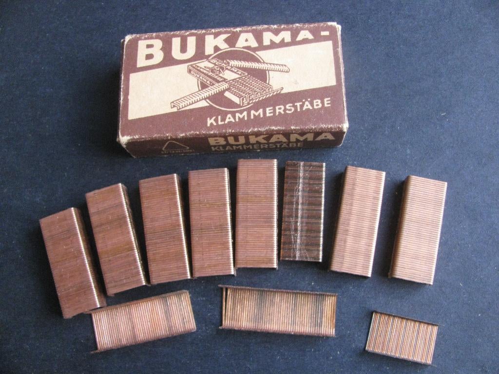 Oud Doosje / Verpakking met Nietjes - BUKAMA Klammerstäbe, Verzenden, Gebruikt, Verpakking