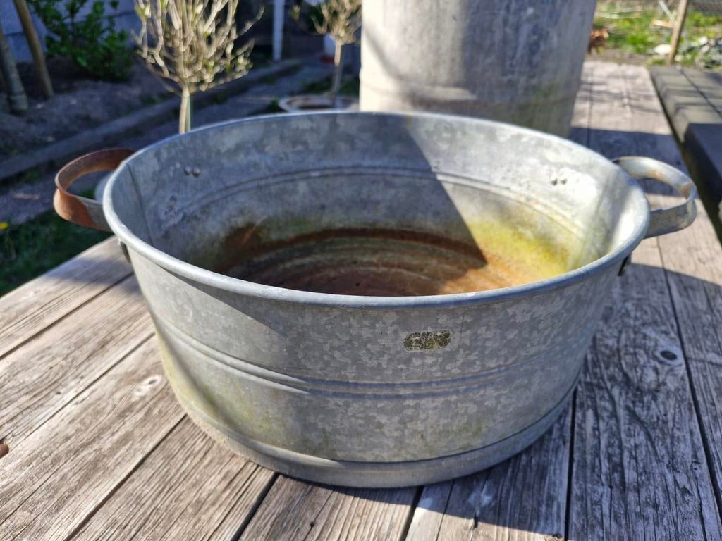 Kleine ronde zinken teil, Ophalen, Gebruikt, ., .