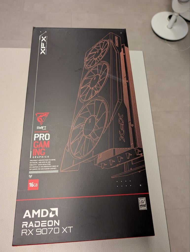 XFX Swift AMD Radeon RX 9070 XT Grafische Kaart, Computers en Software, Videokaarten, Zo goed als nieuw, AMD, PCI-Express 4.0