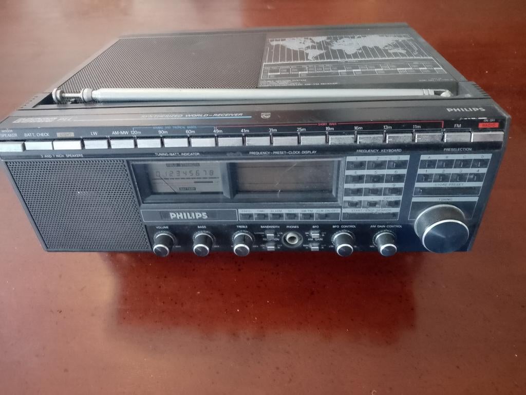 Philips D2999 PLL World-Receiver / Wereldontvanger Radio, Ophalen of Verzenden, Wereldontvanger