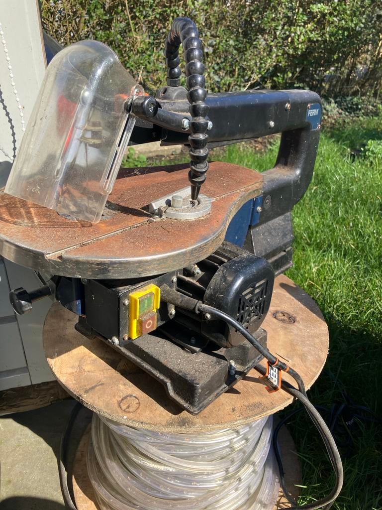 Ferm SSM1005 Figuurzaag - Gebruikt, Doe-het-zelf en Verbouw, Gereedschap | Zaagmachines, Minder dan 30 mm, Gebruikt, Ophalen of Verzenden