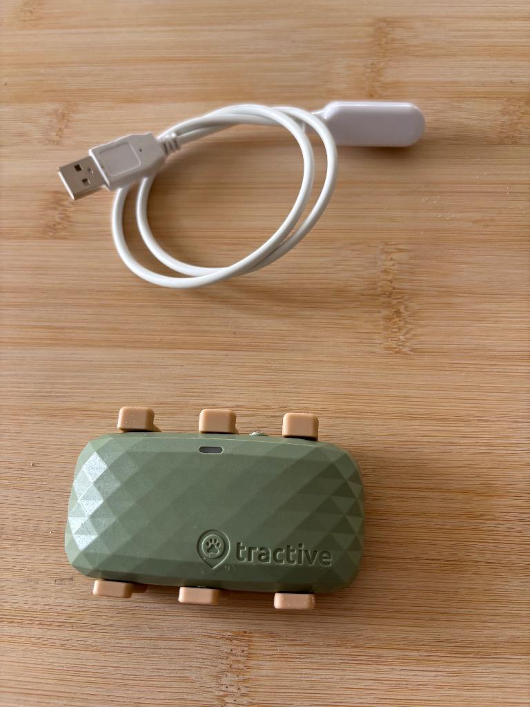 Tractive DOG XL - GPS voor hond, Dieren en Toebehoren, Ophalen, Zo goed als nieuw