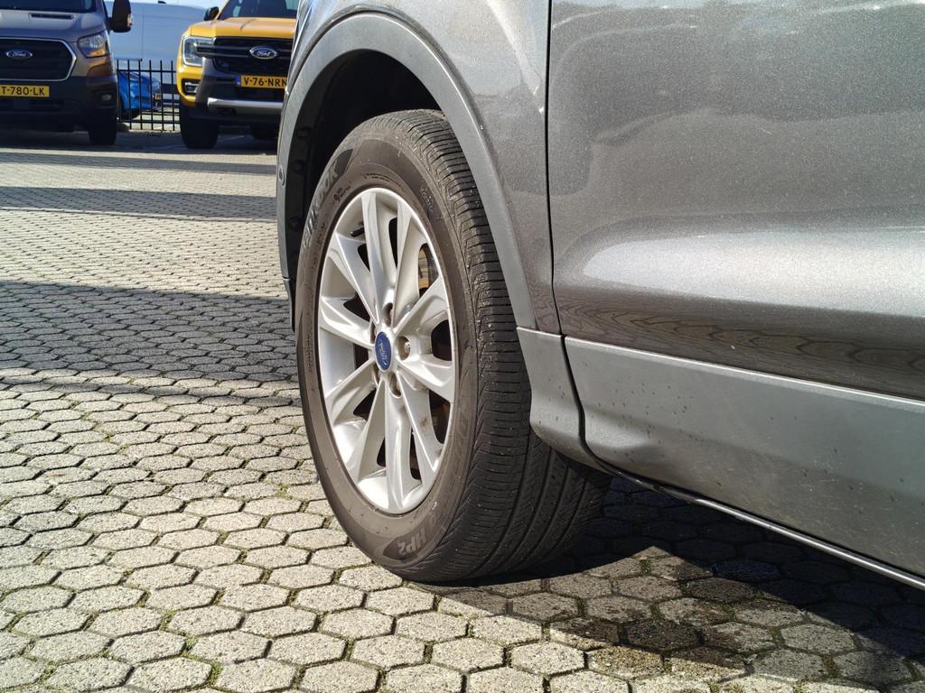 Ford Kuga 1.5 Titanium - 2.000 kg trekgewicht - TREKHAAK - V, Euro 6, 4 cilinders, Leder en Stof, Origineel Nederlands