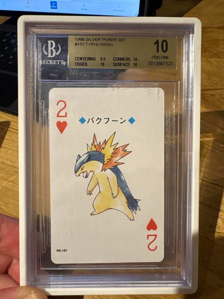 BGS 10 Pristine 1999 Silver Poker Set #157 Typhlosion, Ophalen of Verzenden, Nieuw, Losse kaart