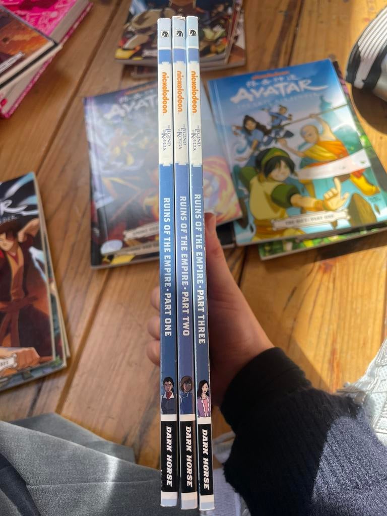 Avatar Korra comics, Ophalen of Verzenden, Zo goed als nieuw