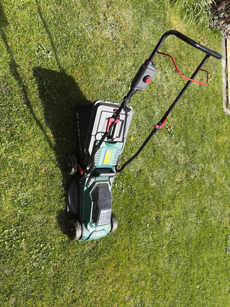 Parkside Accu Grasmaaier - Draadloos en Efficiënt, Tuin en Terras, Grasmaaiers, Ophalen, Cirkelmaaier, Gebruikt, Accu-grasmaaier