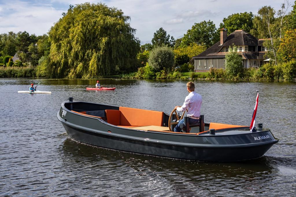 WB1 E (Elektrisch), 10 tot 30 pk, Gebruikt, Staal, 6 meter of meer