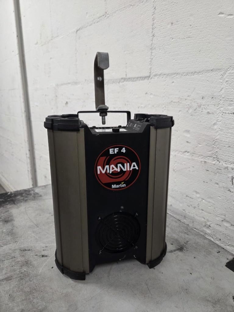2 x Martin Mania EF4 lichteffect, Ophalen, Gebruikt, Licht