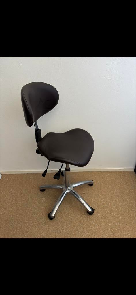 Bureaustoel tabouret, Ophalen, Ergonomisch, Zo goed als nieuw, Blauw