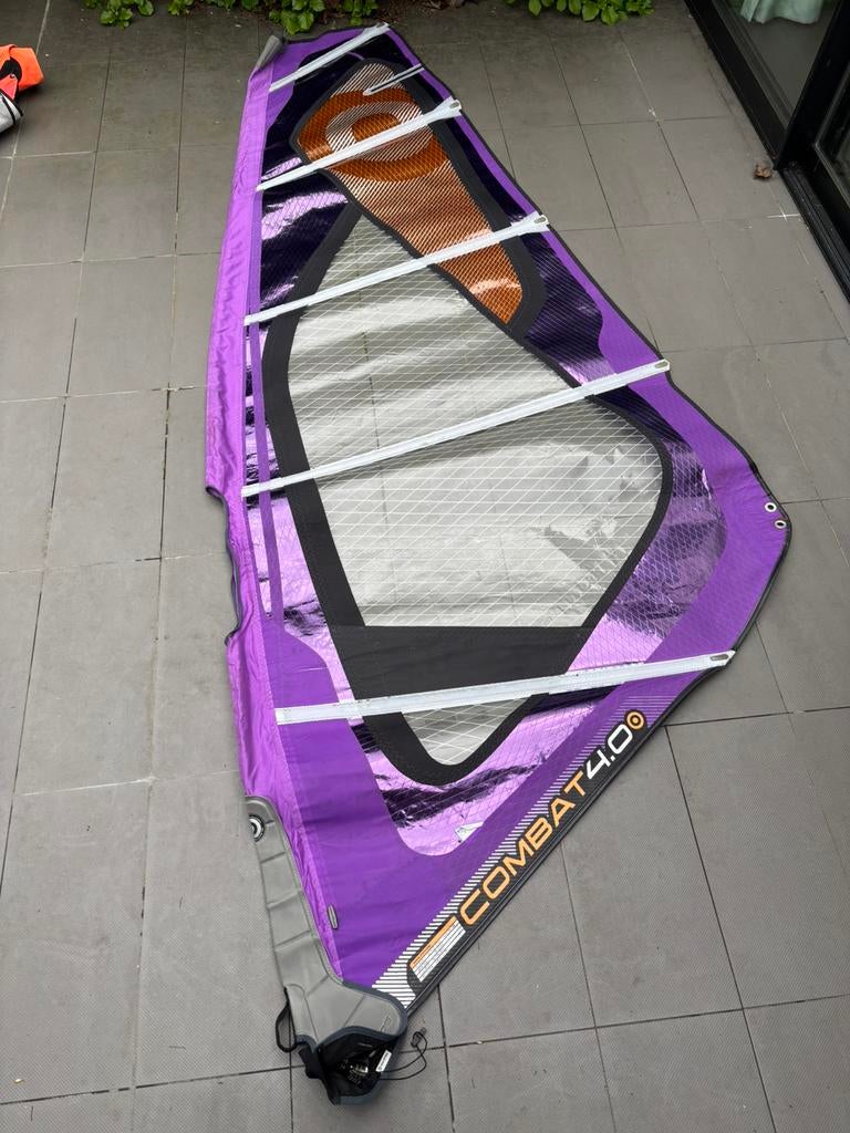 NP Combat 4,0 m 5-batten wavezeil, Met draagtas, Ophalen of Verzenden, Zo goed als nieuw, Minder dan 5 m²
