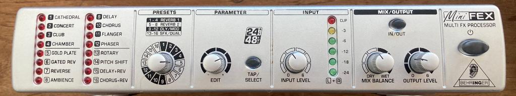 Behringer FEX 800, Ophalen