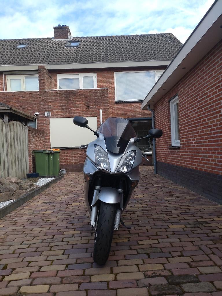 Honda VFR, Motoren, Motoren | Honda, 4 cilinders, Motorrijbewijs A, Meer dan 35 kW, 800 cc