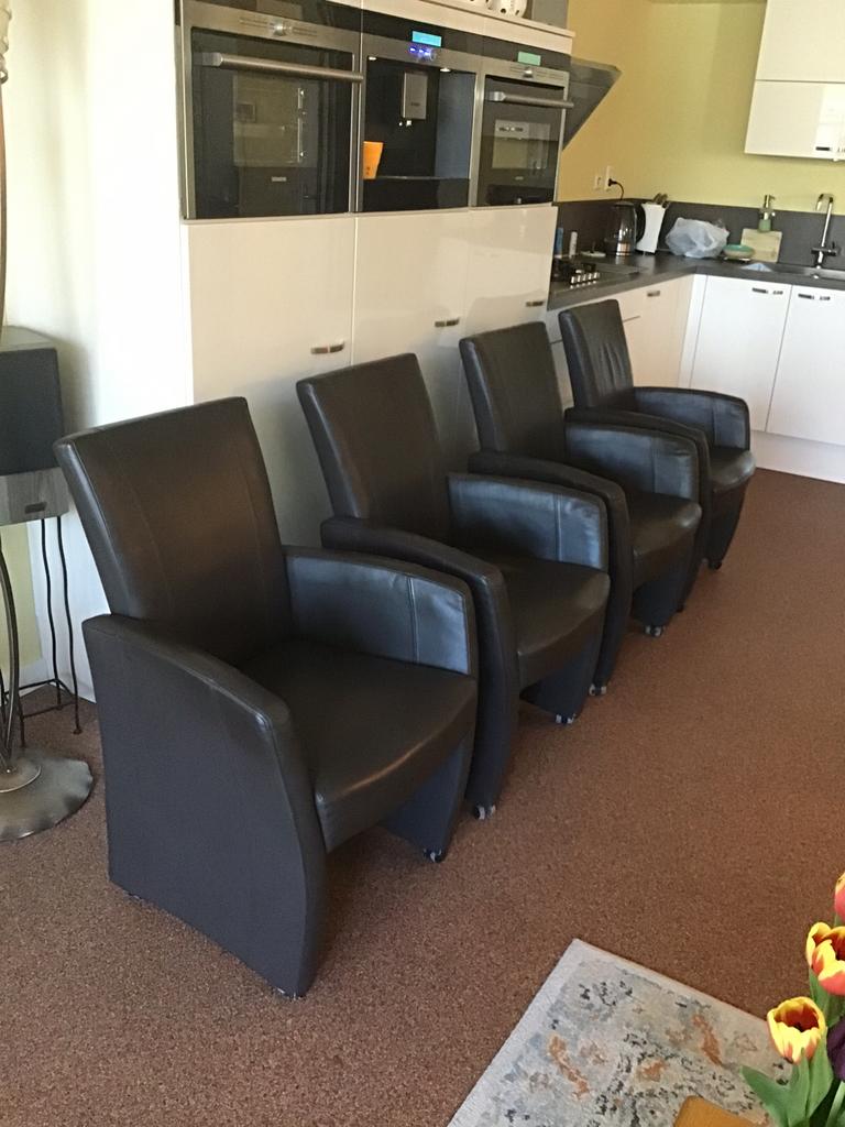 Eetkamerstoelen met verstelbare rugleuning, Gebruikt, Bruin, Leer, Ophalen of Verzenden