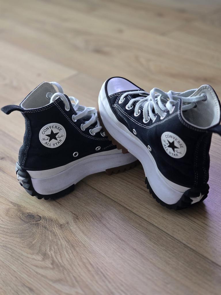 Converse Run Star Hike sneakers zwart, Kleding | Dames, Schoenen, Ophalen of Verzenden, Gedragen, Zwart, Sneakers of Gympen