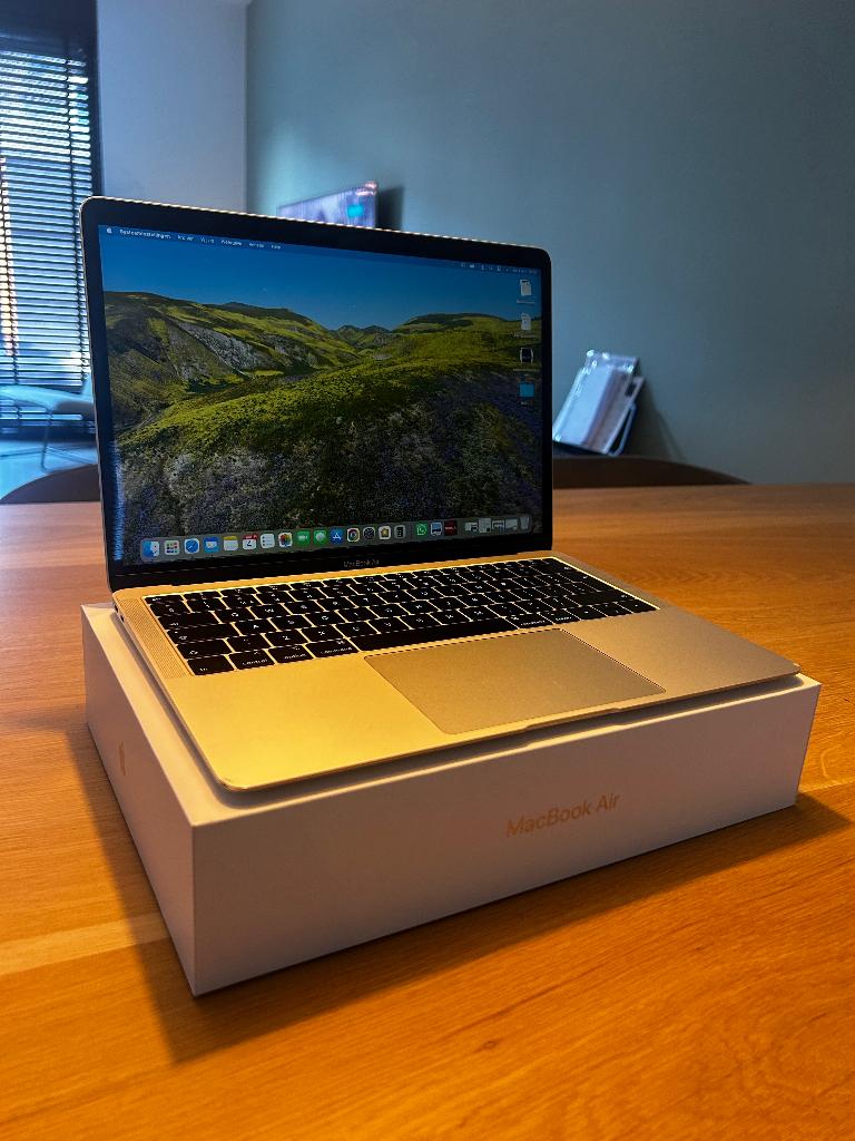 MacBook Air 13-inch 2019, Computers en Software, Apple Macbooks, Gebruikt, MacBook Air, 13 inch, Minder dan 2 Ghz, 128 GB of minder