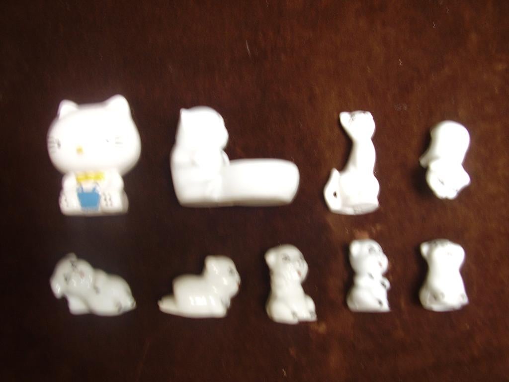 9 poezenbeeldjes, Verzamelen, Ophalen of Verzenden, Zo goed als nieuw, Opgezet dier