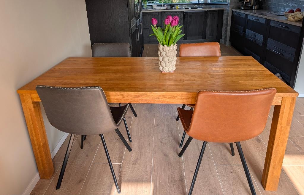 WOOOD Eiken Eettafel 180x85 met 4 stoelen, Huis en Inrichting, Tafels | Eettafels, Ophalen, Gebruikt, Eikenhout, 50 tot 100 cm