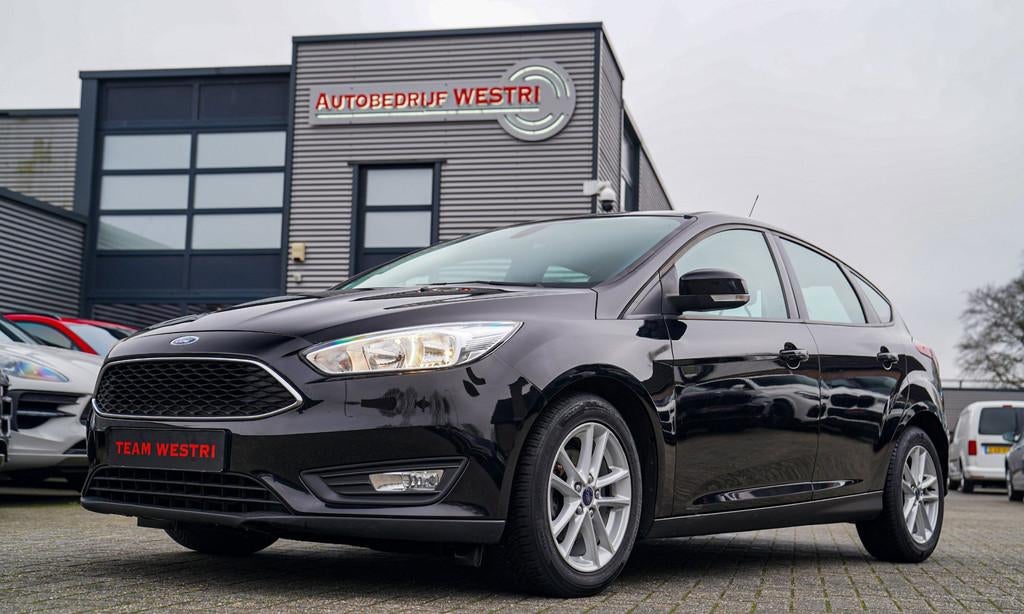 Ford FOCUS 1.6 TI-VCT Titanium | Cruise Control | AC | Multi, Gebruikt, 4 cilinders, 1210 kg, Zwart