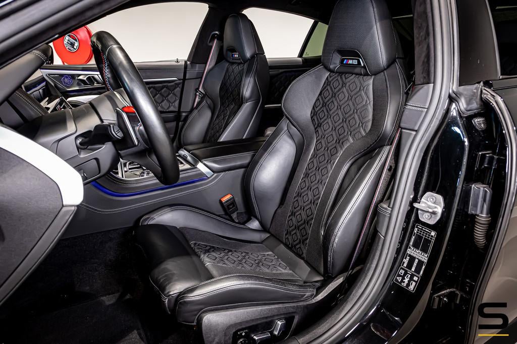 BMW 8-serie Gran Coupé M8 Competition|Carbon|B&W|ACC|HUD|Fu, Auto's, BMW, Automaat, Adaptive Cruise Control, 4395 cc, Zwart