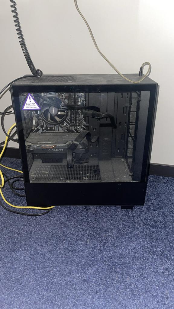 Game PC + 27” Gaming Monitor – Ryzen 5 / GTX 1660 Ti / 16GB, Computers en Software, Ophalen, Gebruikt, Gaming, SSD