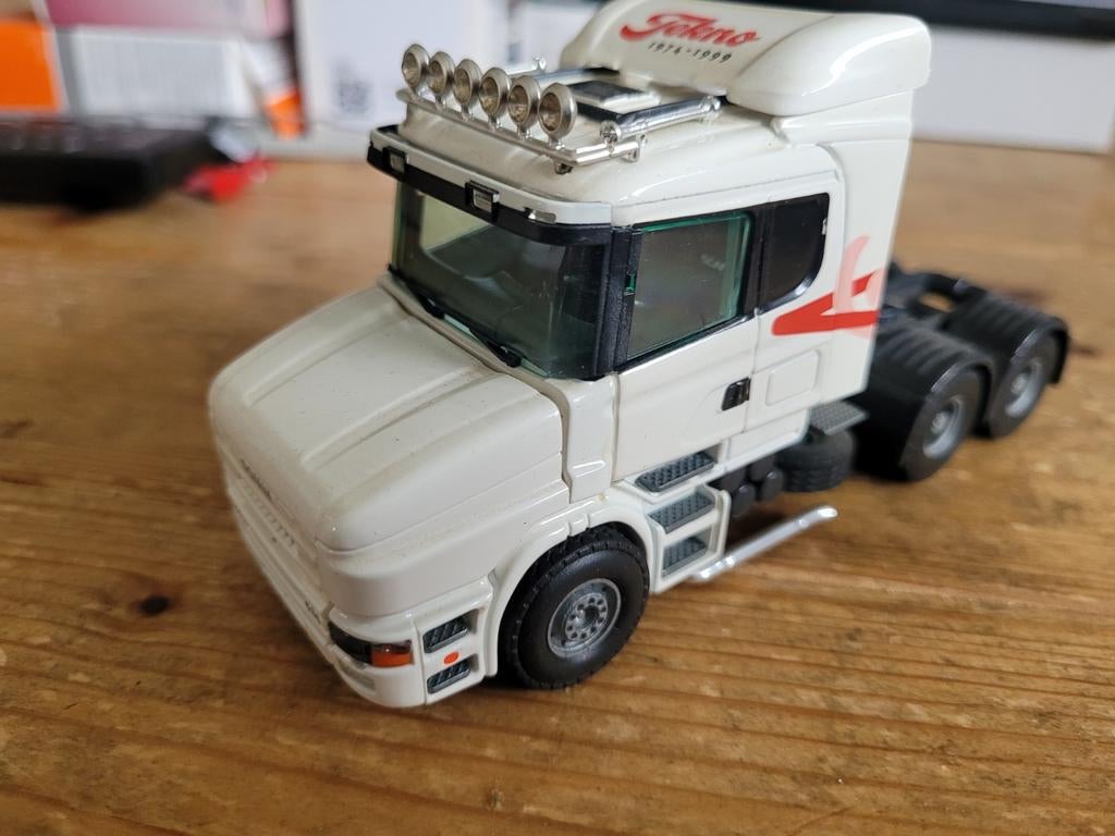 Scania  t truck, Hobby en Vrije tijd, Modelauto's | 1:50, T, T, Zo goed als nieuw, Tekno