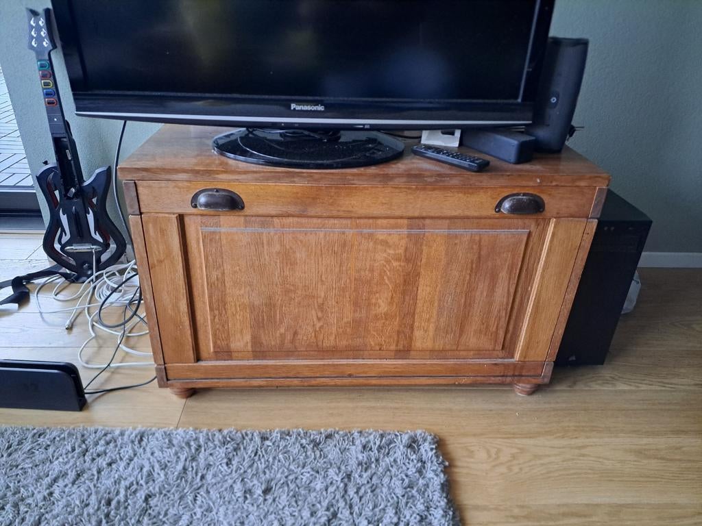 Gratis af te halen: Houten dekenkist met tussenschot, Ophalen, Gebruikt, 50 tot 100 cm, 50 tot 75 cm