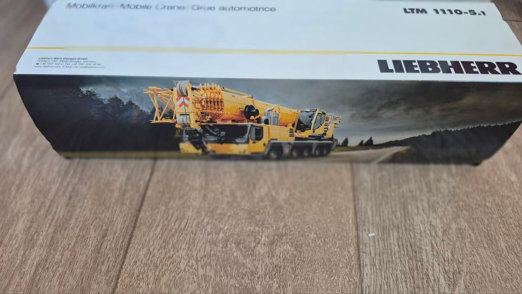 Liebherr ltm 1110 5.1, Hobby en Vrije tijd, Modelauto's | 1:50, Ophalen, Zo goed als nieuw, Hijskraan, Tractor of Landbouw