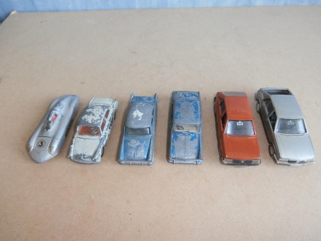 Oude GAMA auto modellen, Hobby en Vrije tijd, Modelauto's | 1:43, Ophalen of Verzenden, Gebruikt, Auto, Gama