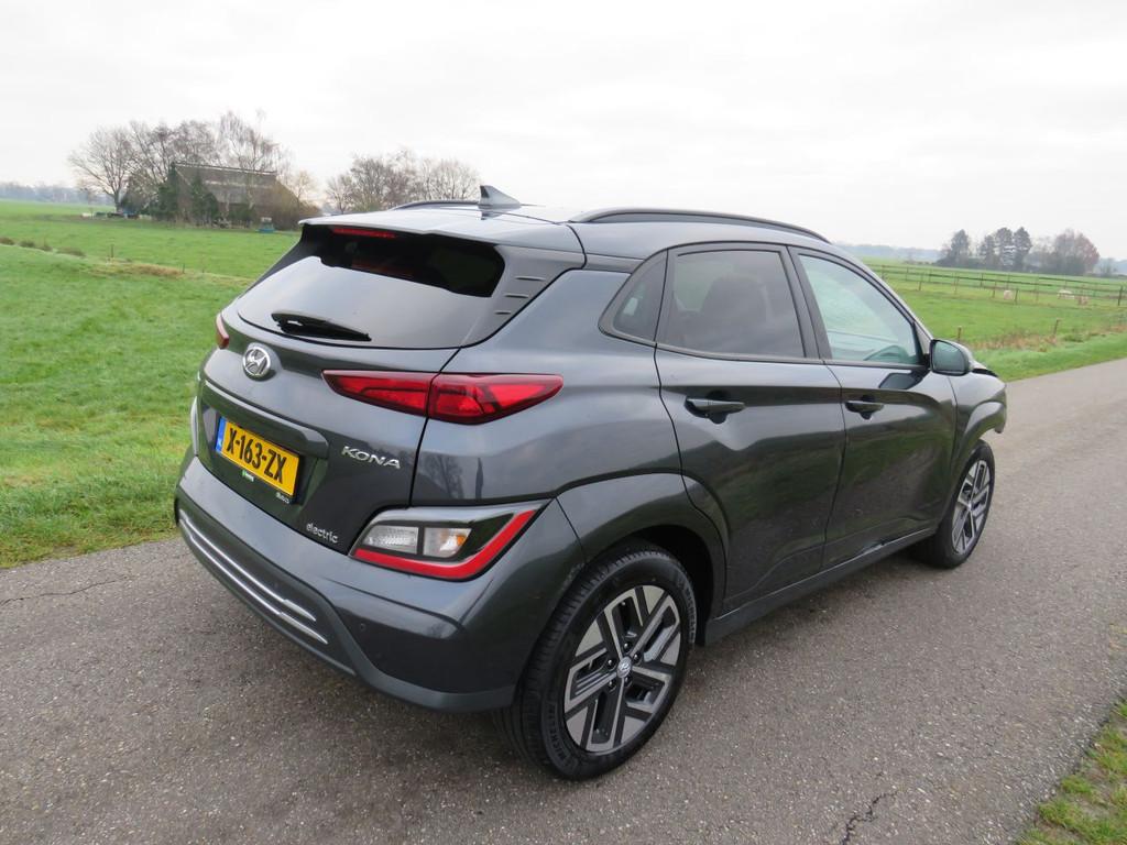 Hyundai KONA 39 kw Automaat Hybride Elektrisch 2021 40.000km, Automaat, Elektrisch, Zilver of Grijs, Hyundai