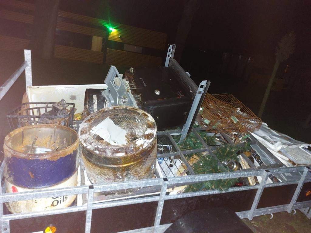 Gezocht oud ijzer, Ophalen