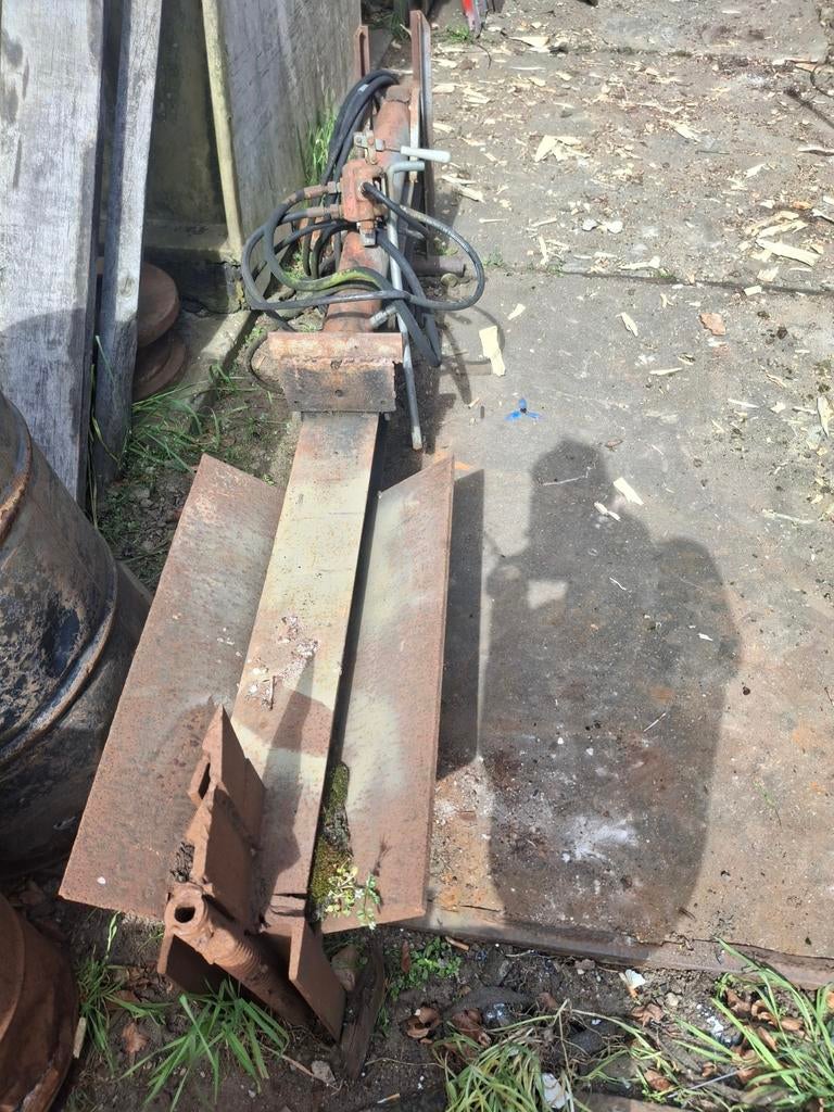 Houtklover, Ophalen of Verzenden, Gelezen