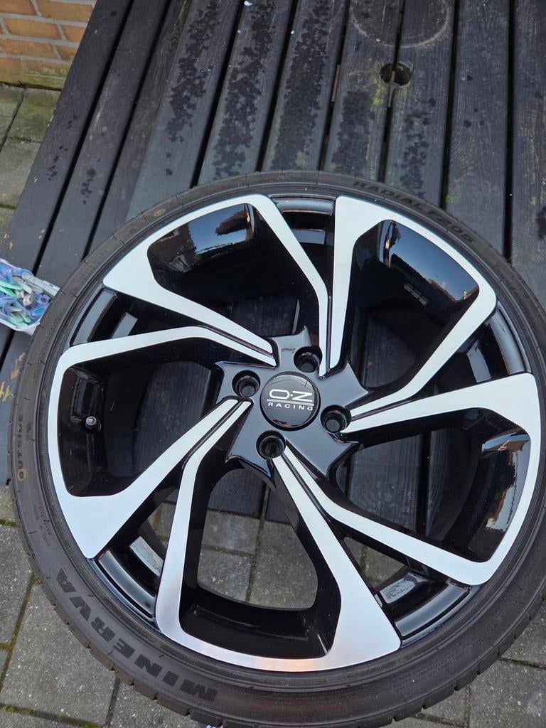 17inch 4x100 met banden, Auto-onderdelen, Banden en Velgen, Ophalen, Nieuw, 17 inch, Band(en)