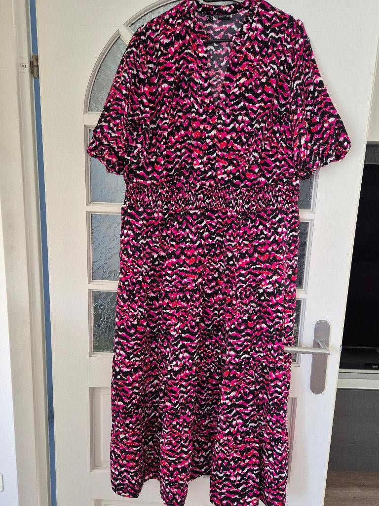 Maxi jurk, maat 48 - NIEUW !!, Kleding | Dames, Grote Maten, Ophalen of Verzenden, Nieuw, Rood, Jurk