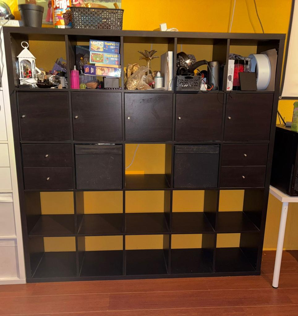 Zwarte ikea kast, Ophalen, Zo goed als nieuw