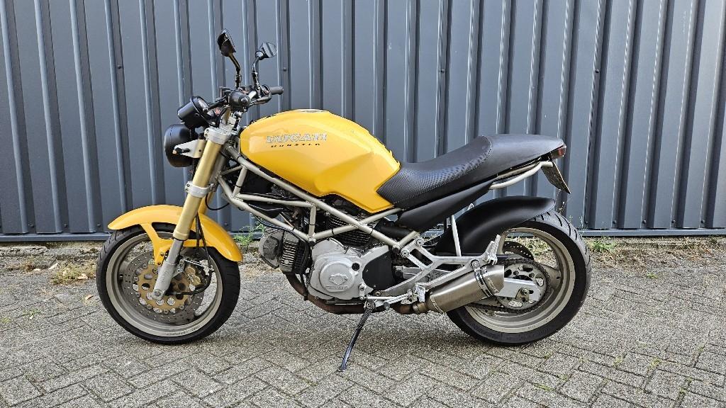 Ducati Tour Monster 600 akrapovic (bj 1995)