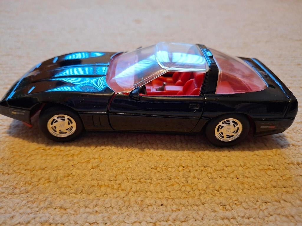 Corvette coupe 1:24 ZR1 Revell 1989, Hobby en Vrije tijd, Ophalen of Verzenden, Gebruikt, Auto, Revell