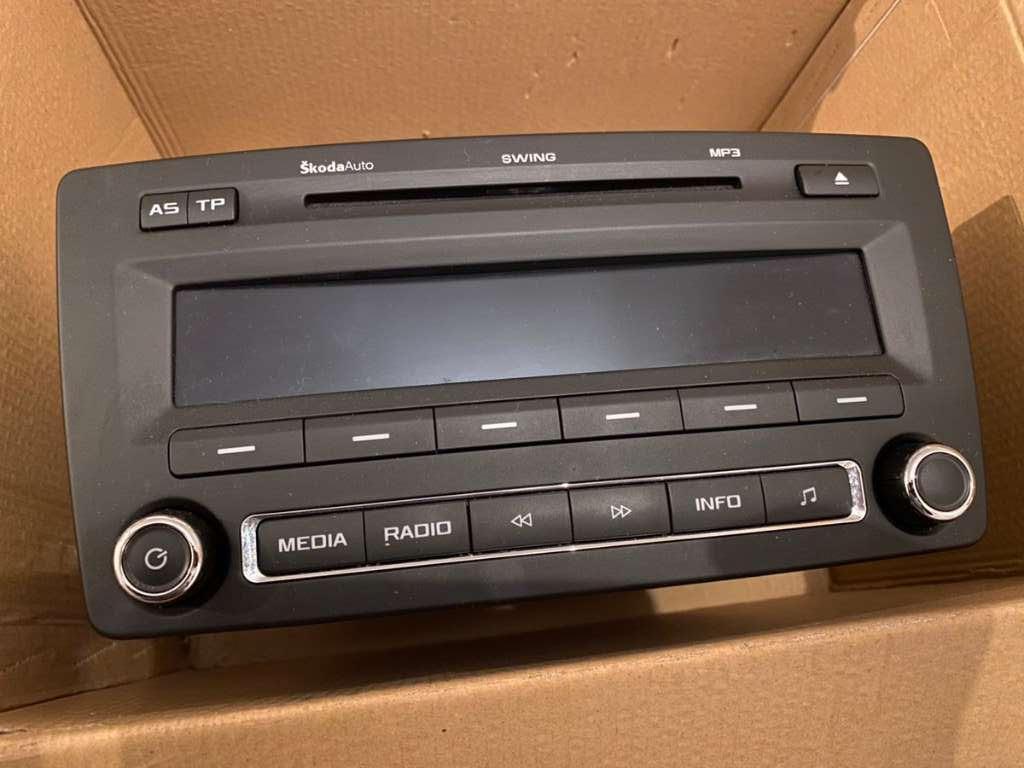 ORIGINEEL SKODA SWING RCD RADIO YETI ROOMSTER FABIA OCTAVIA, Ophalen of Verzenden, Zo goed als nieuw