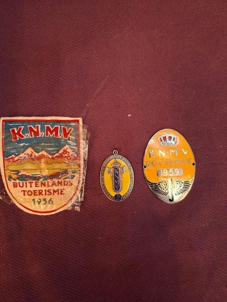 KNMV badges en hanger uit de jaren '50, Ophalen of Verzenden