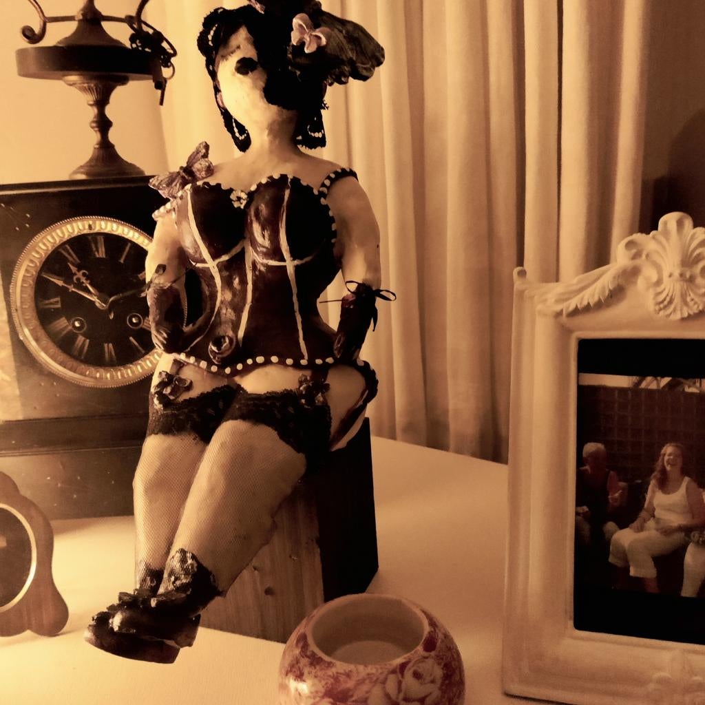 Vrolijke Dikke Dame Beeldje - Unieke Kunstdecoratie, Ophalen of Verzenden, Nieuw, Mens