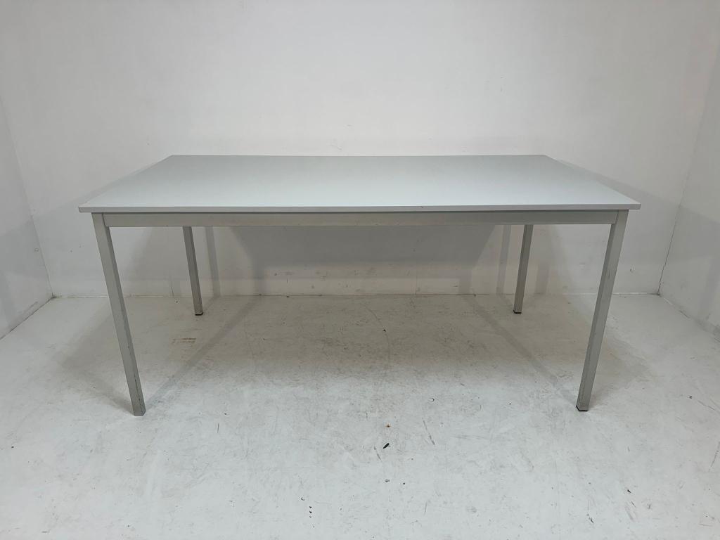 Partij 4-pootskantinetafel 160x80cm grijs/grijs €55 p/st, Niet ingevuld, Niet ingevuld, Niet ingevuld