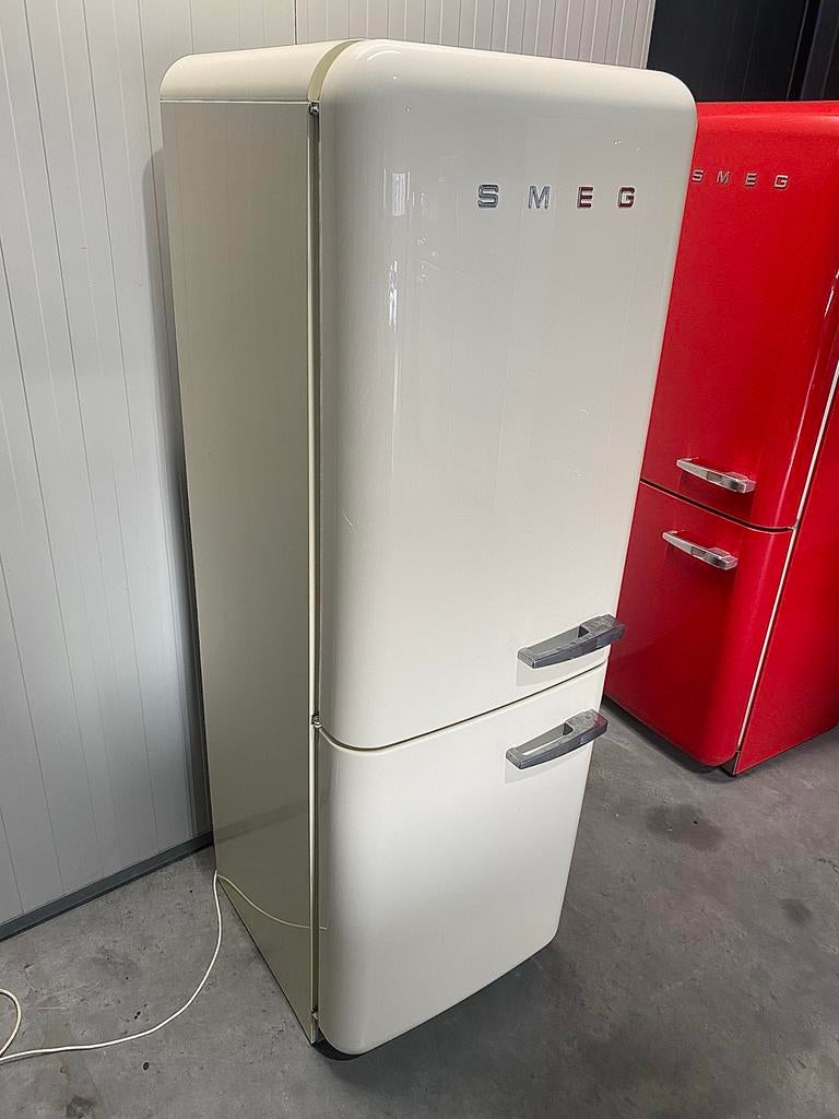 Smeg Koelkast met Vriezer - Crème Retro Design, Gebruikt, Bella, 200 liter of meer, 60 cm of meer
