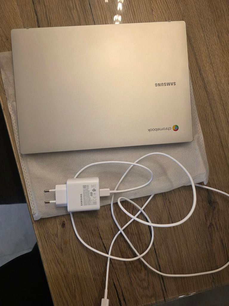 Samsung Galaxy Chromebook Go - Zo goed als nieuw, Computers en Software, Chromebooks, Ophalen, 14 inch, 4 GB of minder, Qwerty