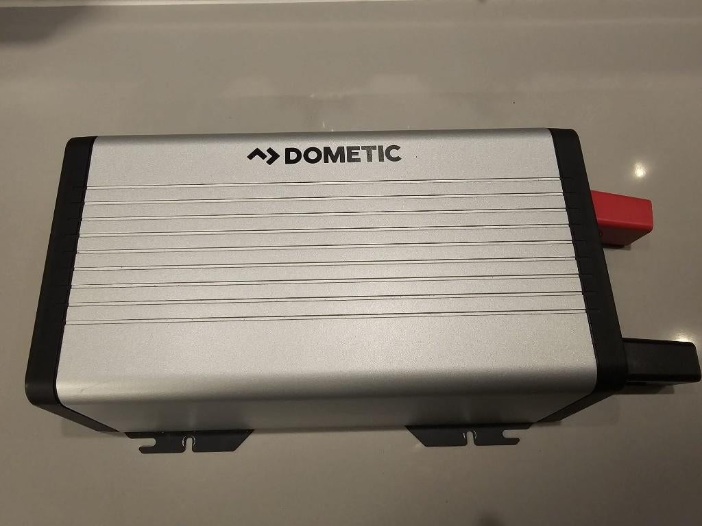 Dometic SinePower 1800Watt omvormer DSP1812T-W, Ophalen, Zo goed als nieuw