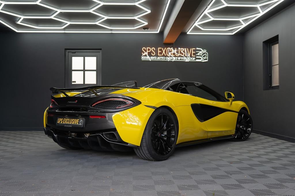 McLaren 570S Spider 570S / Lift / Keramisch / Novitec / Elit, Auto's, McLaren, Automaat, Achterwielaandrijving, Gebruikt, Overige kleuren
