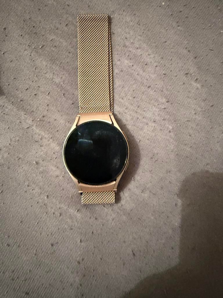 Samsung Smart watch in goed staat, Ophalen of Verzenden, Zo goed als nieuw, Roze, Android