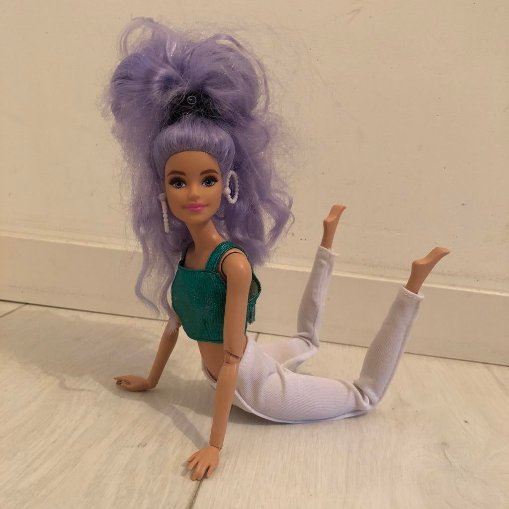 Yoga barbie van Mattel, Ophalen of Verzenden, Zo goed als nieuw, Barbie