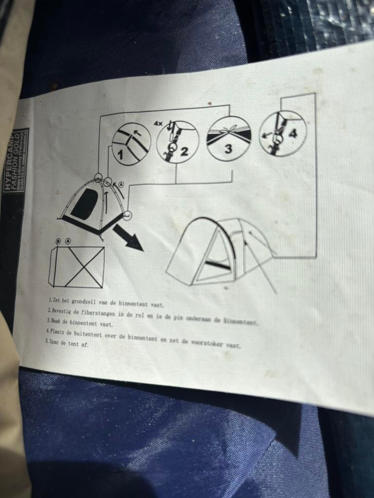Tent 4a5 personen  voor maar 45 euro zie foto  alles netjes, Ophalen of Verzenden